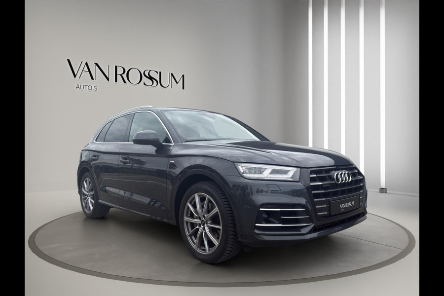Audi Q5 55 TFSI e quattro Competition S-Line | Luchtvering | Head-Up | 20"| Massage | Panoramadak | Audi Q5 55 TFSI e quattro Competition S-Line | Luchtvering | Head-Up | 20"| Massage | Panoramadak |