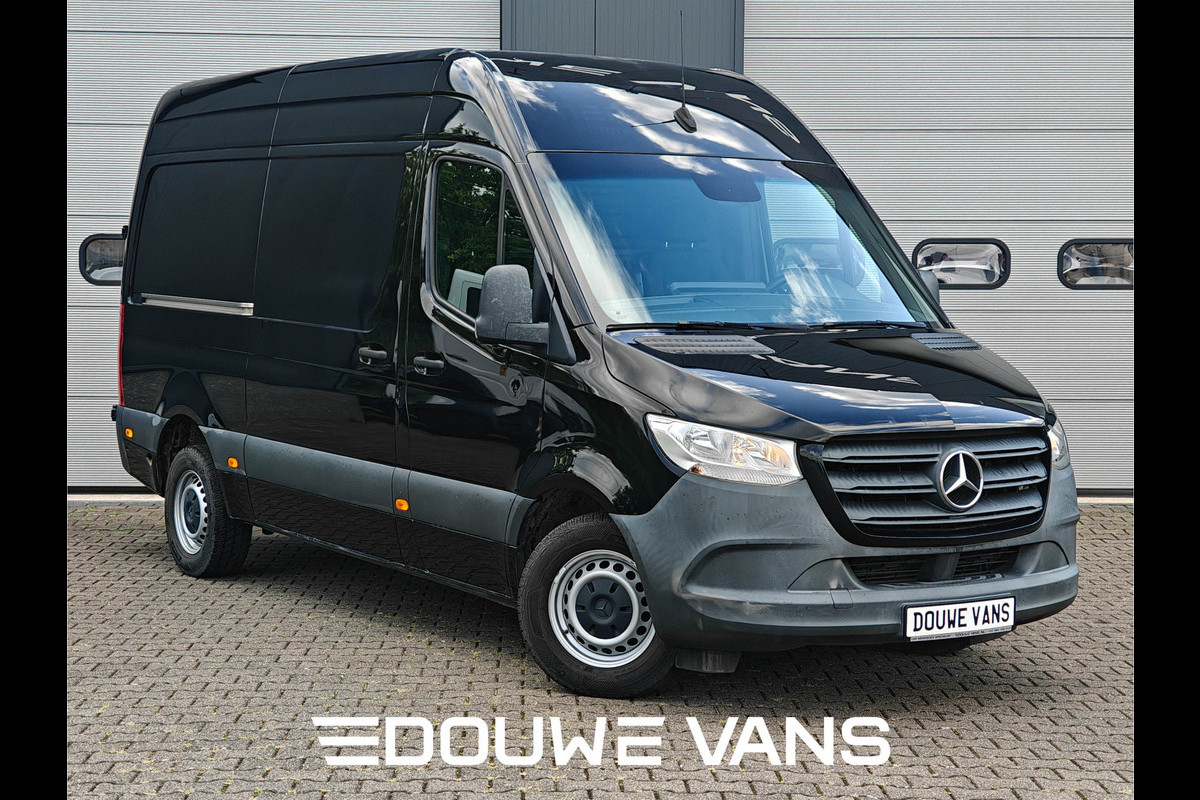Mercedes-Benz Sprinter 316 L2H2 Zwart MBUX Trekhaak 3500kg 163pk Airco BPM Vrij Mercedes-Benz Sprinter 316 L2H2 Zwart MBUX Trekhaak 3500kg 163pk Airco BPM Vrij