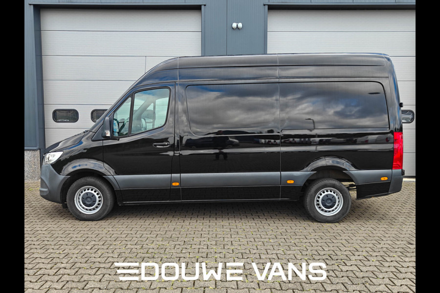 Mercedes-Benz Sprinter 316 L2H2 Zwart MBUX Trekhaak 3500kg 163pk Airco BPM Vrij