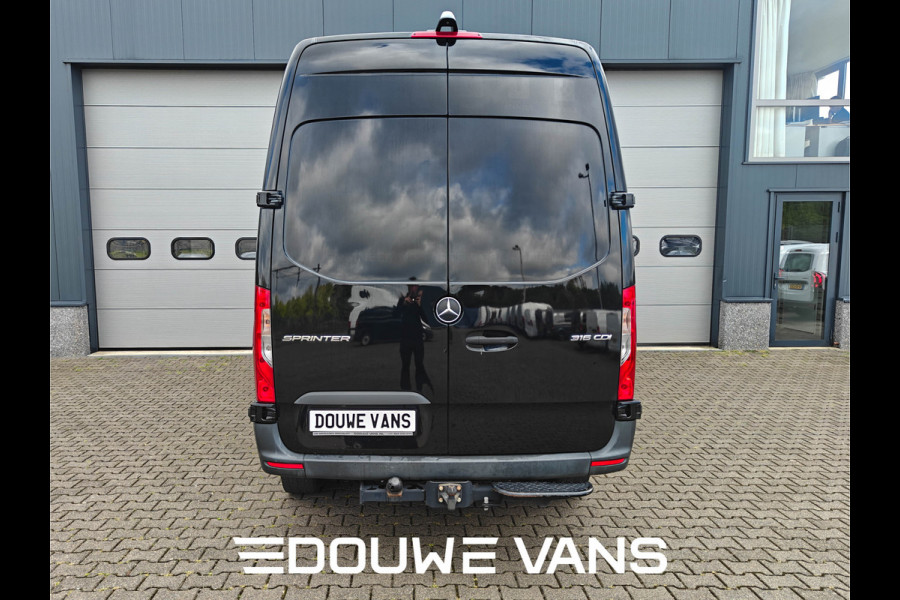Mercedes-Benz Sprinter 316 L2H2 Zwart MBUX Trekhaak 3500kg 163pk Airco BPM Vrij