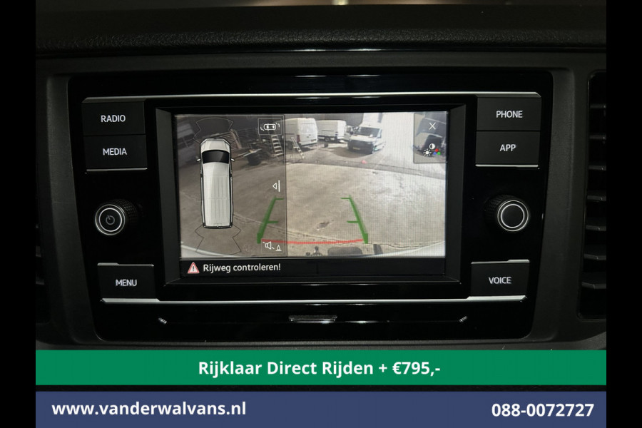 Volkswagen Crafter 2.0 TDI 141pk L3H2 (Oude L2H1) Euro6 *Rijklaar Direct Rijden* Airco | Camera | Apple Carplay | 3000kg Trekhaak | Cruisecontrol Android Auto, Parkeersensoren, Bijrijdersbank Volkswagen Crafter 2.0 TDI 141pk L3H2 (Oude L2H1) Euro6 *Rijklaar Direct Rijden* Airco | Camera | Apple Carplay | 3000kg Trekhaak | Cruisecontrol Android Auto, Parkeersensoren, Bijrijdersbank