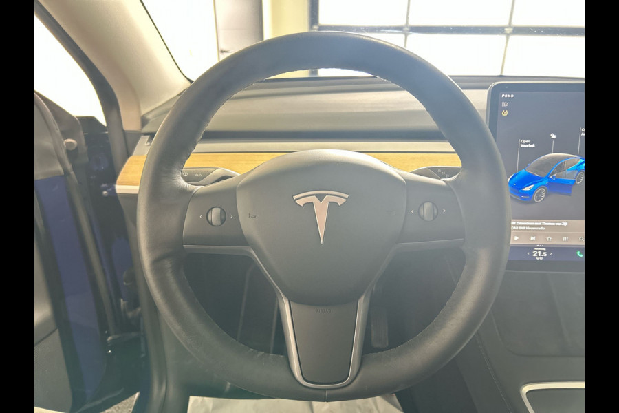 Tesla Model Y Long Range AWD 75 kWh | 20" Zwarte Turbine Velgen | Panoramadak | Incl BTW | Soh (batterijcheck) 90,6 % score!