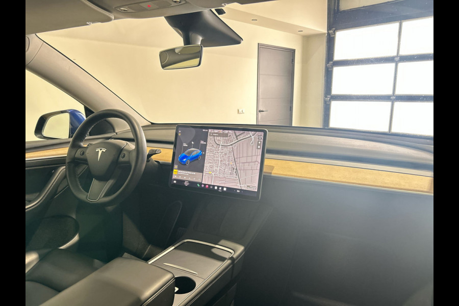 Tesla Model Y Long Range AWD 75 kWh | 20" Zwarte Turbine Velgen | Panoramadak | Incl BTW | Soh (batterijcheck) 90,6 % score!