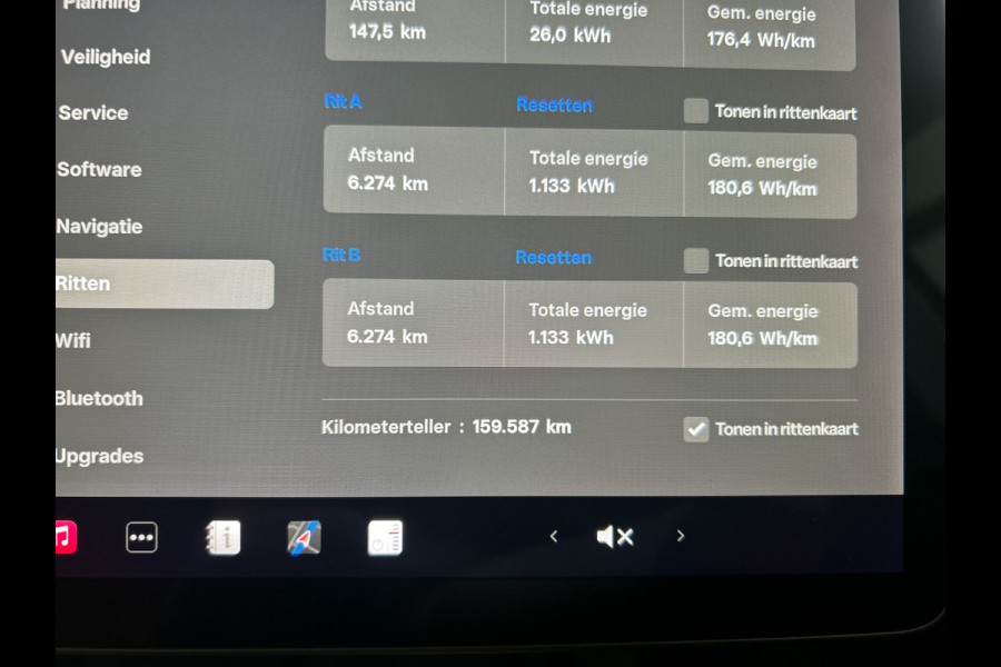 Tesla Model Y Long Range AWD 75 kWh | 20" Zwarte Turbine Velgen | Panoramadak | Incl BTW | Soh (batterijcheck) 90,6 % score!