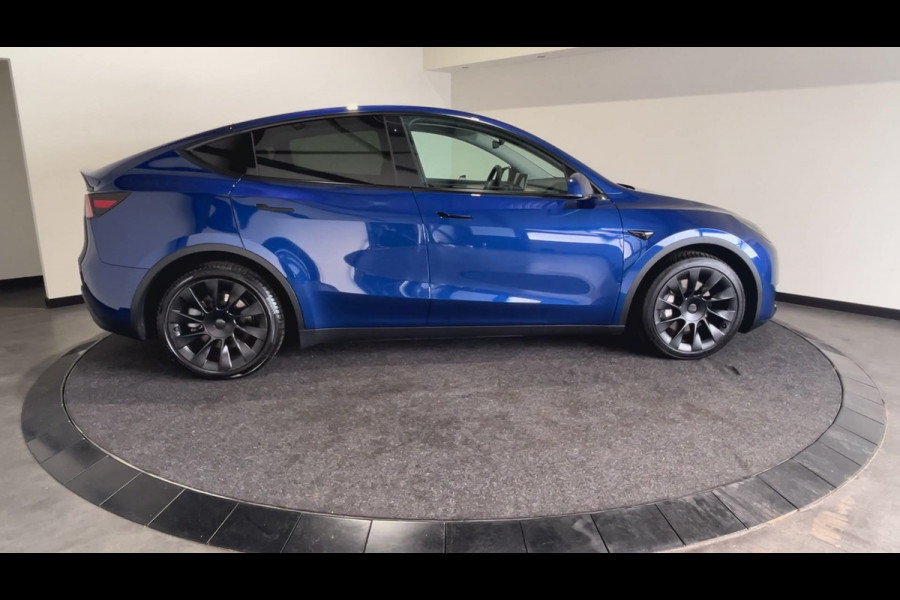 Tesla Model Y Long Range AWD 75 kWh | 20" Zwarte Turbine Velgen | Panoramadak | Incl BTW | Soh (batterijcheck) 90,6 % score!