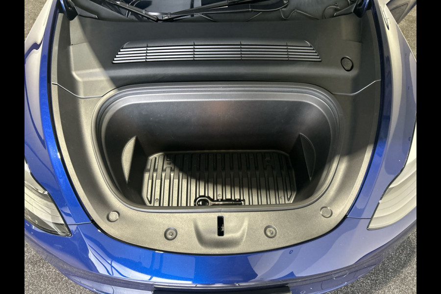Tesla Model Y Long Range AWD 75 kWh | 20" Zwarte Turbine Velgen | Panoramadak | Incl BTW | Soh (batterijcheck) 90,6 % score!
