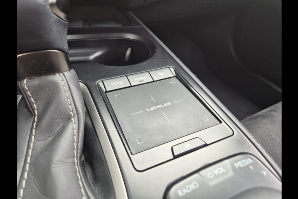 Lexus UX 250h Business Line | dealer onderhouden | NL auto
