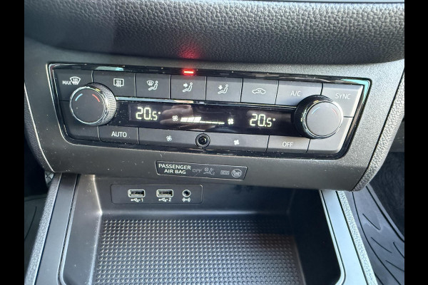 Seat Ibiza 1.0 TSI FR Business Intense / NAVI + Camera / 95 PK / Virtual cockpit / Premium Audio - Digitaal instrumentenpaneel Seat Ibiza 1.0 TSI FR Business Intense / NAVI + Camera / 95 PK / Virtual cockpit / Premium Audio - Digitaal instrumentenpaneel