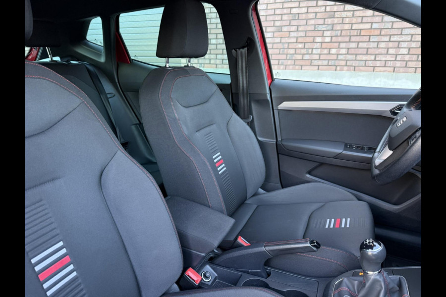 Seat Ibiza 1.0 TSI FR Business Intense / NAVI + Camera / 95 PK / Virtual cockpit / Premium Audio - Digitaal instrumentenpaneel Seat Ibiza 1.0 TSI FR Business Intense / NAVI + Camera / 95 PK / Virtual cockpit / Premium Audio - Digitaal instrumentenpaneel