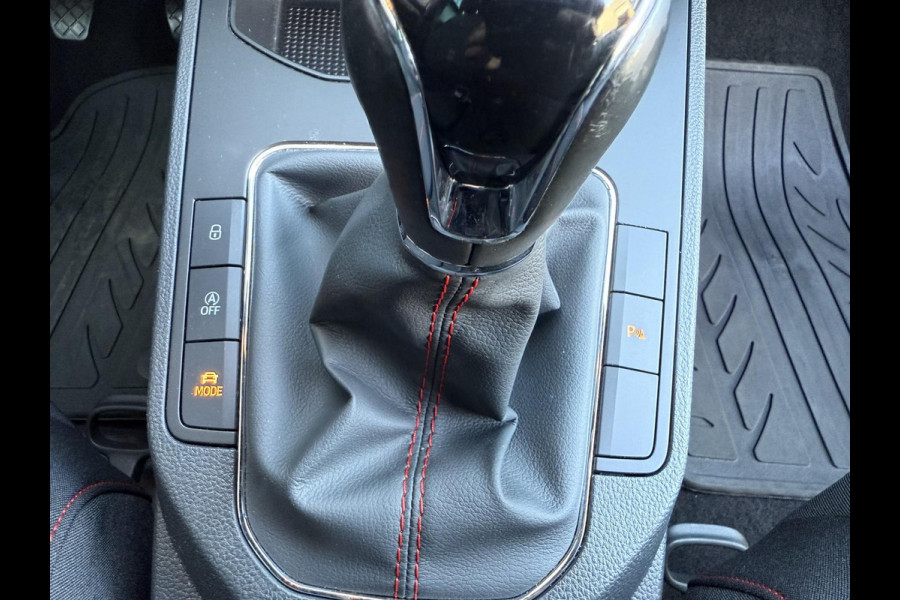 Seat Ibiza 1.0 TSI FR Business Intense / NAVI + Camera / 95 PK / Virtual cockpit / Premium Audio - Digitaal instrumentenpaneel Seat Ibiza 1.0 TSI FR Business Intense / NAVI + Camera / 95 PK / Virtual cockpit / Premium Audio - Digitaal instrumentenpaneel