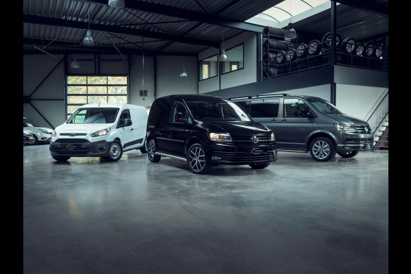 Volkswagen Transporter 2.0 TDI DC L2H1 / 204 PK / MARGE / ADD-Cruise / NAVI + Camera / Trekhaak / 2x Elek-Schuifdeuren / Leder + V Volkswagen Transporter 2.0 TDI DC L2H1 / 204 PK / MARGE / ADD-Cruise / NAVI + Camera / Trekhaak / 2x Elek-Schuifdeuren / Leder + V