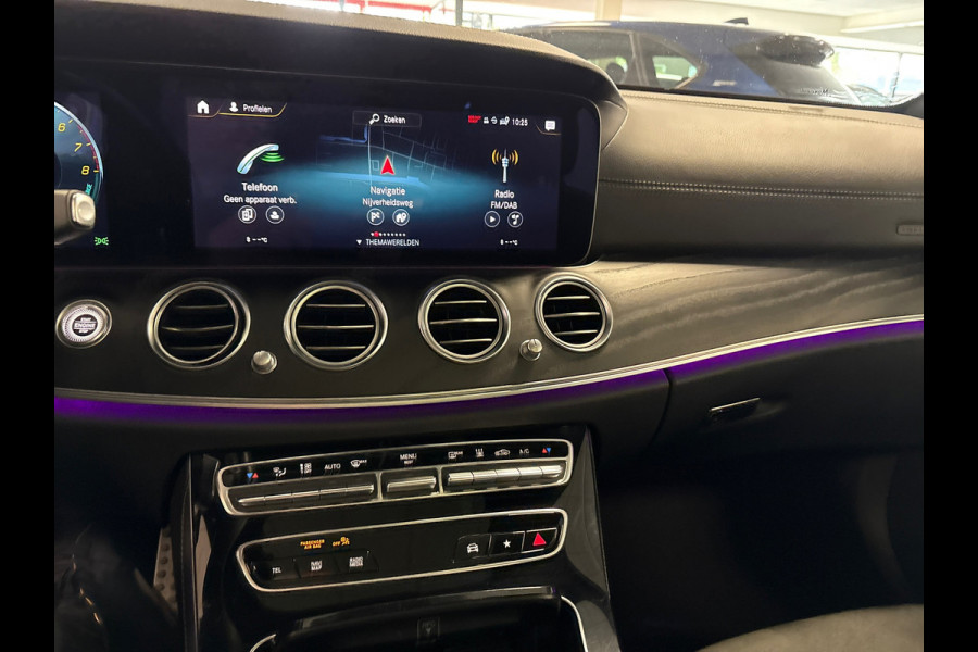 Mercedes-Benz E-Klasse Estate 300 e AMG Line/pano/wide screen/face lift/trekhaak/navi/camera Mercedes-Benz E-Klasse Estate 300 e AMG Line/pano/wide screen/face lift/trekhaak/navi/camera