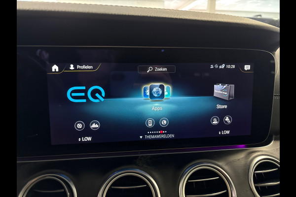 Mercedes-Benz E-Klasse Estate 300 e AMG Line/pano/wide screen/face lift/trekhaak/navi/camera Mercedes-Benz E-Klasse Estate 300 e AMG Line/pano/wide screen/face lift/trekhaak/navi/camera