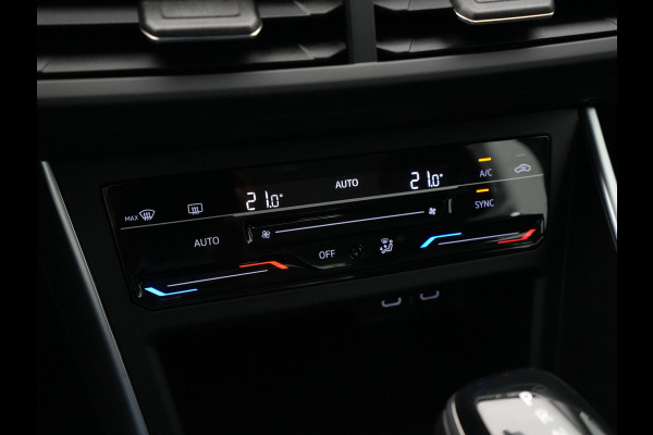 Volkswagen Polo 1.0 TSI 95pk DSG Life Face lift Navi via App Trekhaak Pdc Acc 77