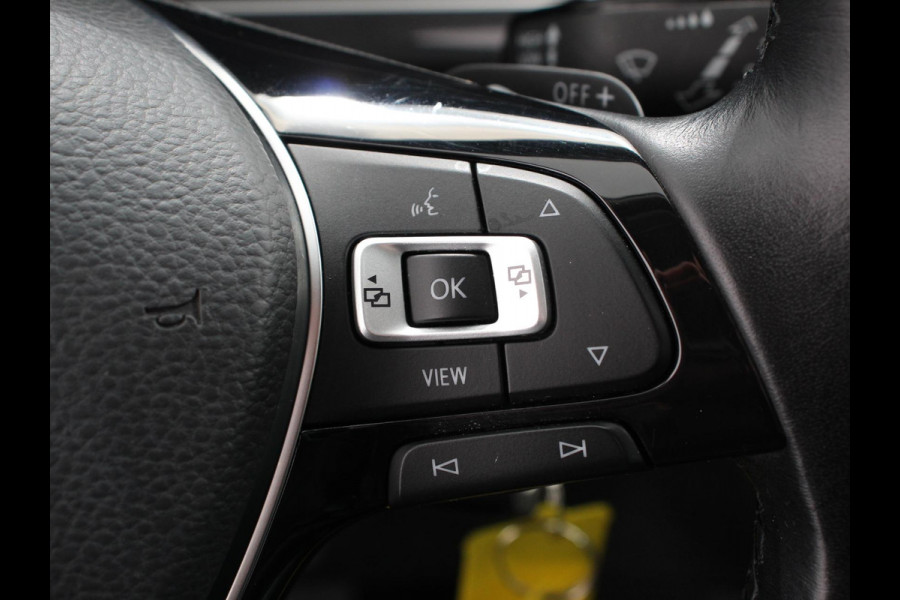 Volkswagen Tiguan 1.5 TSI DSG ACT Highline Team Volkswagen Tiguan 1.5 TSI ACT Highline | Navigatie | Adaptive Cruise Control | Stoel/Stuurverwarming | Elektrische Trekhaak | Virtual Cockpit |