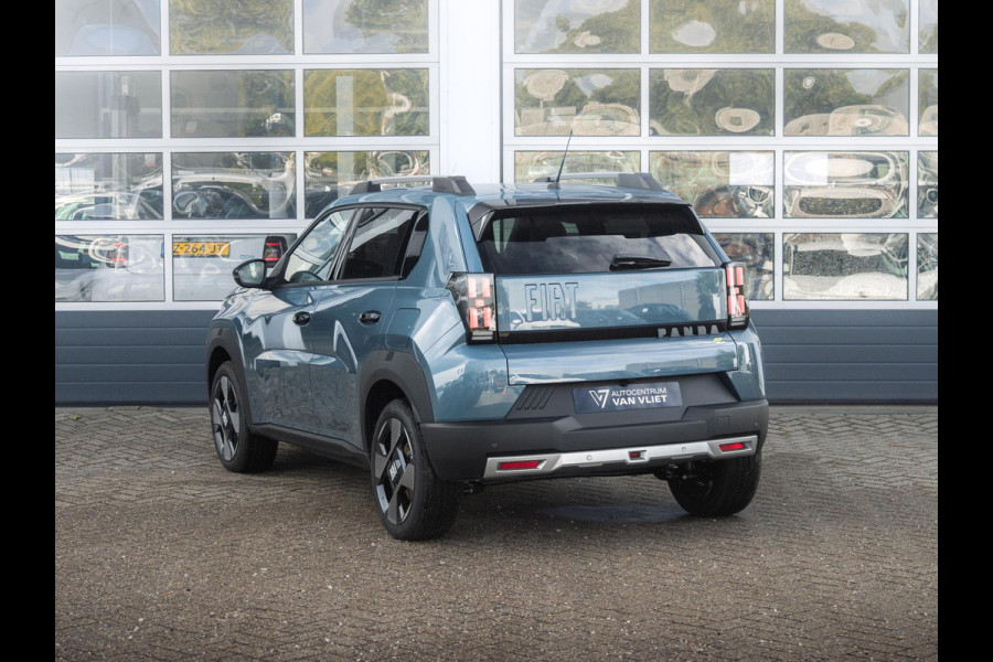 Fiat Grande Panda La Prima 7.4 kW 44 kWh | Uit voorraad leverbaar | Clima | Cruise | Camera | Apple Carplay | 17" | Navi | Winter Pack