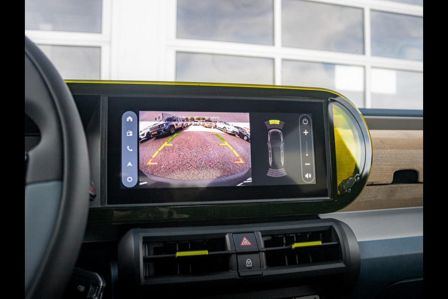 Fiat Grande Panda La Prima 7.4 kW 44 kWh | Uit voorraad leverbaar | Clima | Cruise | Camera | Apple Carplay | 17" | Navi | Winter Pack