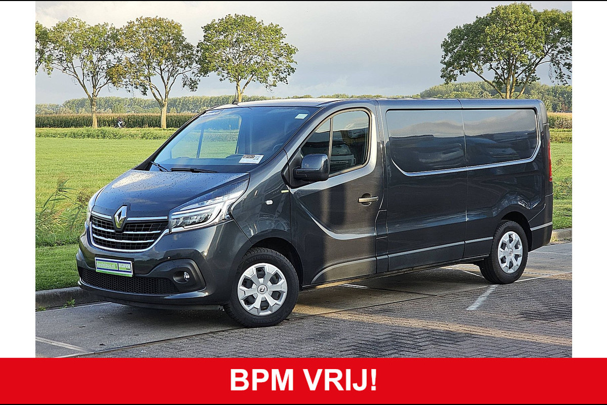 Renault Trafic 2.0 dCi 145 T29 L2H1 Comfort metallic, airco, automaat, navi, pdc, 110 dkm. Renault Trafic 2.0 dCi 145 T29 L2H1 Comfort metallic, airco, automaat, navi, pdc, 110 dkm.