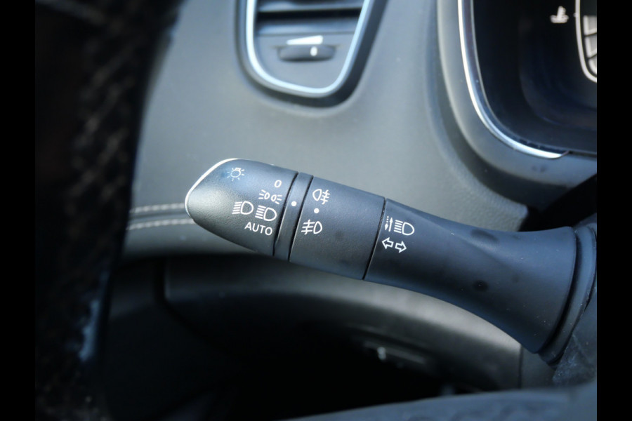 Renault Scénic 1.3 TCe INTENS | PANORAMA | TREKHAAK | CARPLAY | LED | CAMERA!!