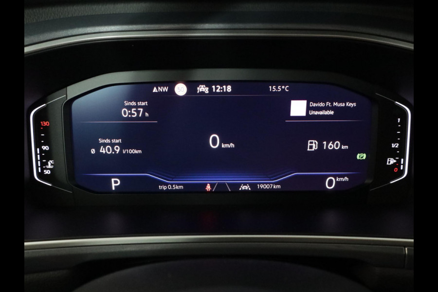 Volkswagen T-Roc 1.5 TSI Style 150 PK DSG | Verlengde garantie | Panorama dak | Keyless entry | Parkeer camera | El. achterklep | Volkswagen T-Roc 1.5 TSI Style 150 PK DSG | Verlengde garantie | Panorama dak | Keyless entry | Parkeer camera | El. achterklep |