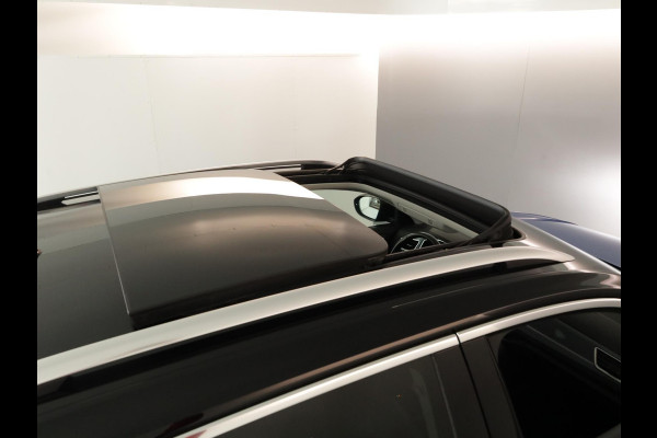 Volkswagen T-Roc 1.5 TSI Style 150 PK DSG | Verlengde garantie | Panorama dak | Keyless entry | Parkeer camera | El. achterklep | Volkswagen T-Roc 1.5 TSI Style 150 PK DSG | Verlengde garantie | Panorama dak | Keyless entry | Parkeer camera | El. achterklep |