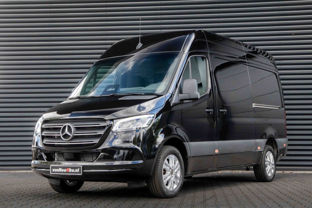 Mercedes-Benz Sprinter 317 CDI L2H2 Pro 2x schuifdeur - LED - 3500 kg trekhaak Mercedes-Benz Sprinter 317 CDI L2H2 Pro 2x schuifdeur - LED - 3500 kg trekhaak
