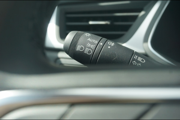 Renault Captur PHEV 160PK AUTOMAAT CARPLAY | NAVI | STOELVERW. | CRUISE!