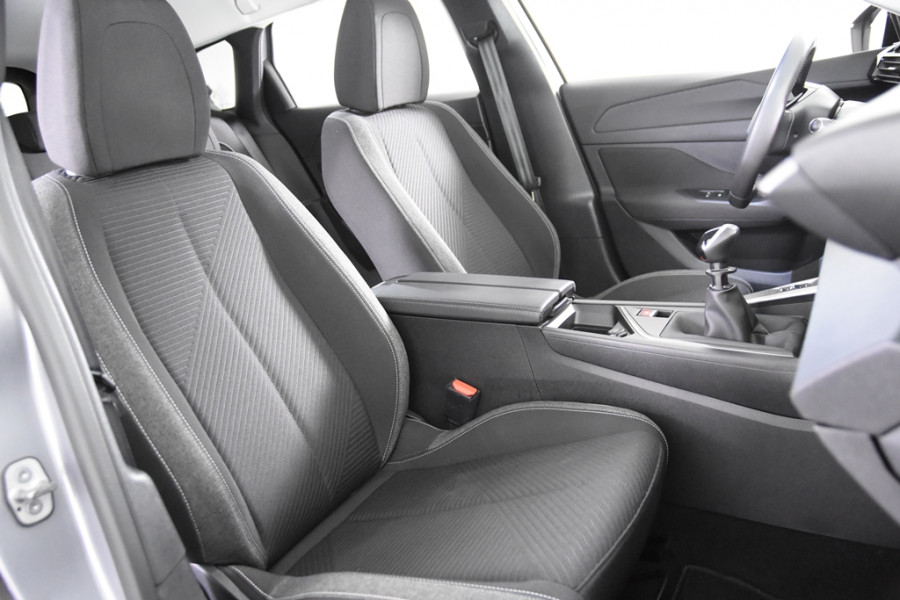 Peugeot 308 SW Active Pack *1ste Eigenaar*Navigatie*Park assist*DAB* Peugeot 308 SW Active Pack *1ste Eigenaar*Navigatie*Park assist*DAB*