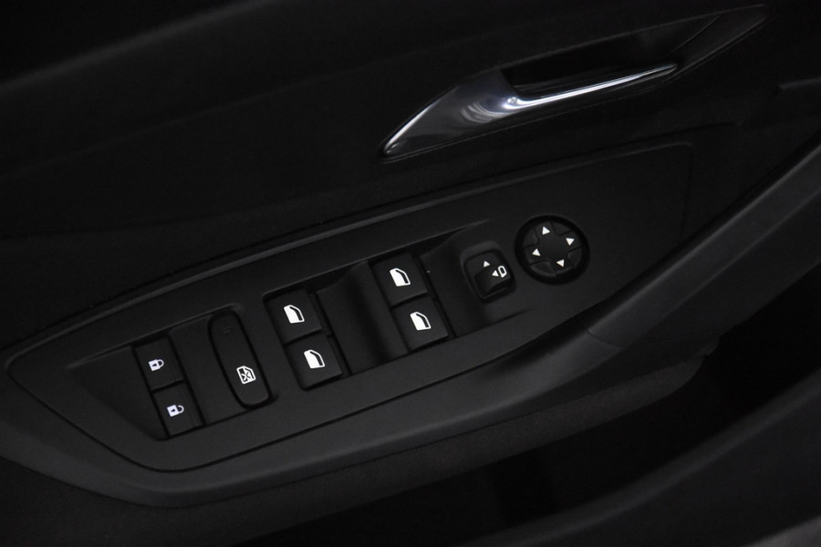 Peugeot 308 SW Active Pack *1ste Eigenaar*Navigatie*Park assist*DAB* Peugeot 308 SW Active Pack *1ste Eigenaar*Navigatie*Park assist*DAB*