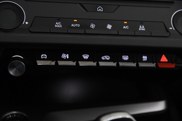 Peugeot 308 SW Active Pack *1ste Eigenaar*Navigatie*Park assist*DAB* Peugeot 308 SW Active Pack *1ste Eigenaar*Navigatie*Park assist*DAB*