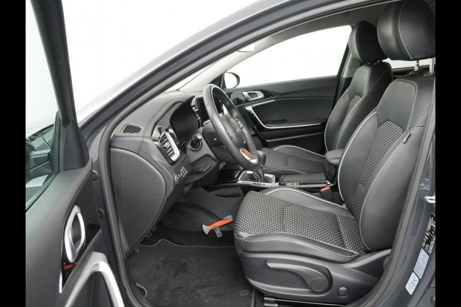Kia Xceed 1.5 T-GDi DynamicPlusLine Airco - Apple Carplay/Android Auto - Cruise Control - Dodehoekdetectie - Navigatie - Fabrieksgarantie tot 03-2031
