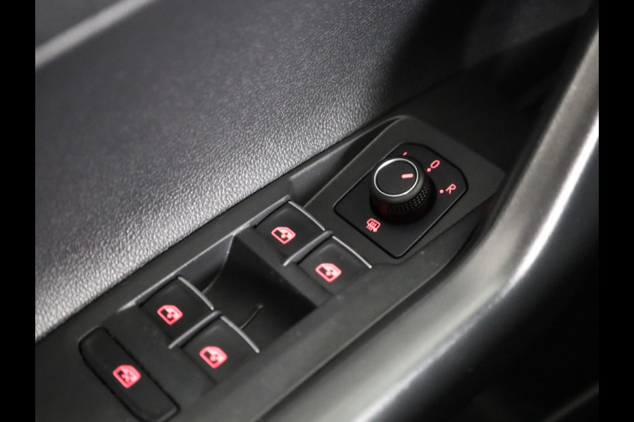 Volkswagen Polo 1.0 TSI Highline 95 pk | Navigatie via App | Autom. airco | Parkeersensoren | Adaptieve cruise control | App connect |