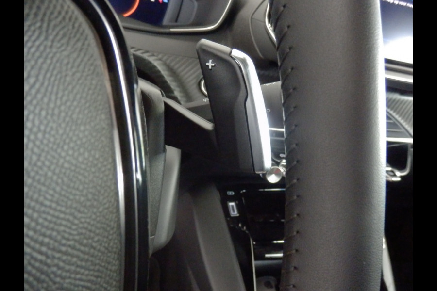 Peugeot 2008 1.2 130PK Automaat | Navigatie | Apple Carpl. Andr. Auto