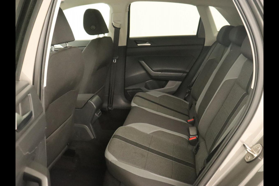Volkswagen Polo 1.0 TSI Highline | R Line | Panoramadak | Adaptive cruise | Carplay | Virtual Cockpit | Full LED | Climate control | Bluetooth