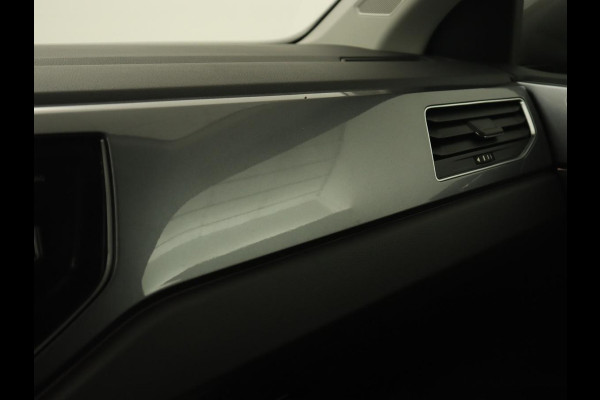 Volkswagen Polo 1.0 TSI Highline | R Line | Panoramadak | Adaptive cruise | Carplay | Virtual Cockpit | Full LED | Climate control | Bluetooth