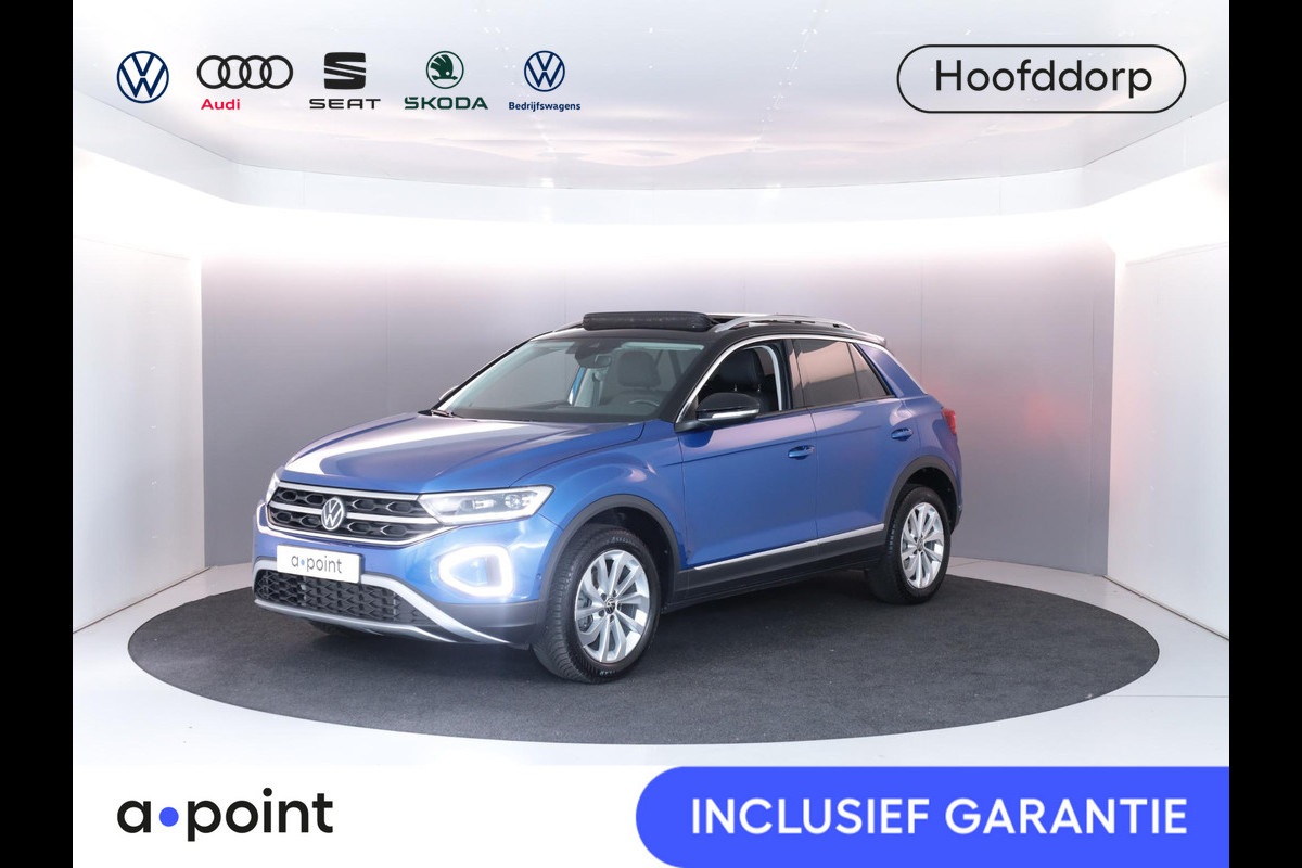 Volkswagen T-Roc 1.5 TSI Style 150 PK DSG | Verlengde garantie | Panorama dak | Keyless entry | Parkeer camera | El. achterklep | Volkswagen T-Roc 1.5 TSI Style 150 PK DSG | Verlengde garantie | Panorama dak | Keyless entry | Parkeer camera | El. achterklep |