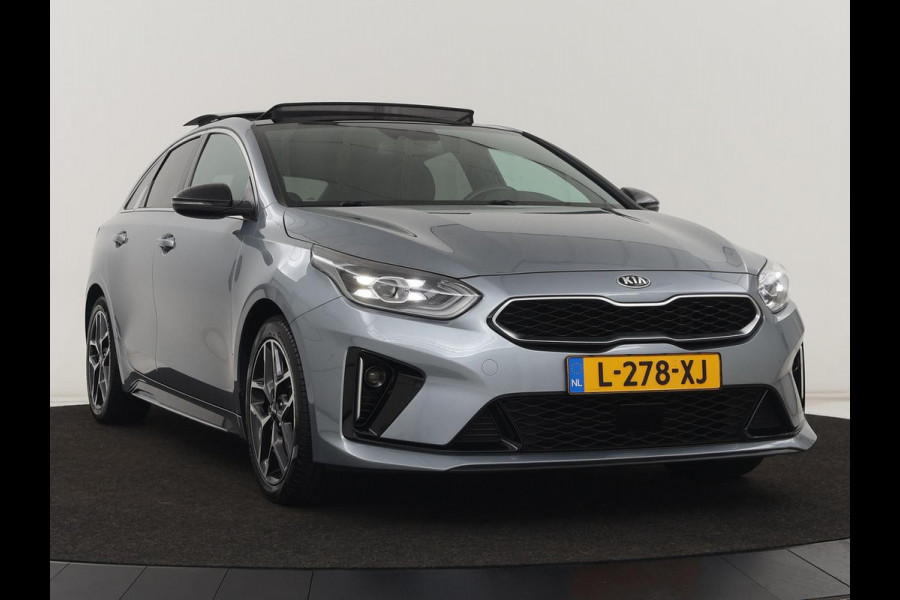 Kia ProCeed 1.5 T-GDI GT-Line | Panoramadak | Trekhaak | Stoel & stuurverwarming | Leder/Alcantara | Adaptive cruise | Carplay | Navigatie | Camera | Keyless | Digital Cockpit