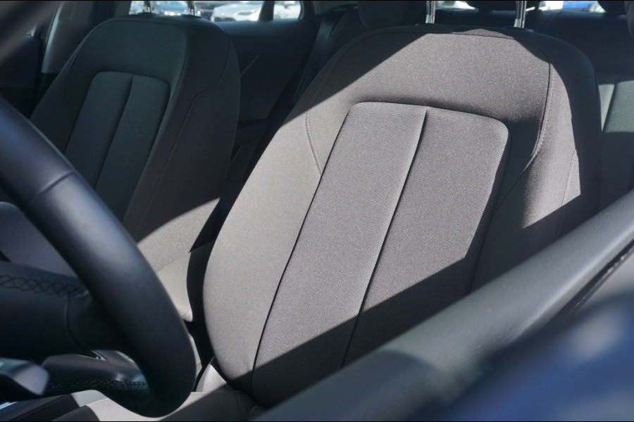 Audi Q2 35TFSI 150PK Advanced Prestige ADAPTIVE | CAMERA | LUXE! Audi Q2 35TFSI 150PK Advanced Prestige ADAPTIVE | CAMERA | LUXE!