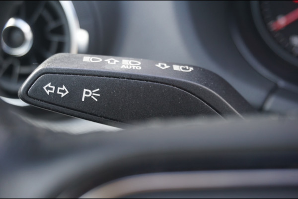 Audi Q2 35TFSI 150PK Advanced Prestige ADAPTIVE | CAMERA | LUXE! Audi Q2 35TFSI 150PK Advanced Prestige ADAPTIVE | CAMERA | LUXE!