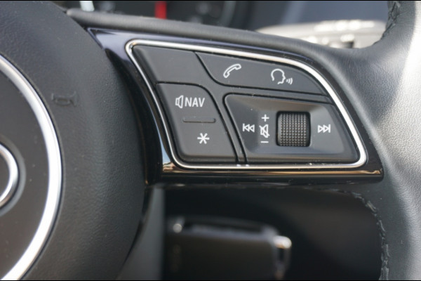 Audi Q2 35TFSI 150PK Advanced Prestige ADAPTIVE | CAMERA | LUXE! Audi Q2 35TFSI 150PK Advanced Prestige ADAPTIVE | CAMERA | LUXE!