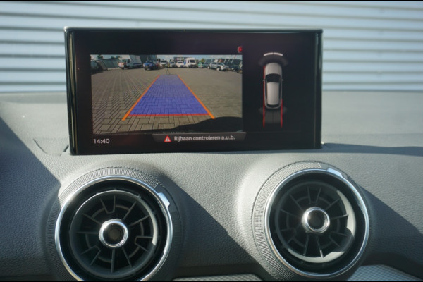 Audi Q2 35TFSI 150PK Advanced Prestige ADAPTIVE | CAMERA | LUXE! Audi Q2 35TFSI 150PK Advanced Prestige ADAPTIVE | CAMERA | LUXE!