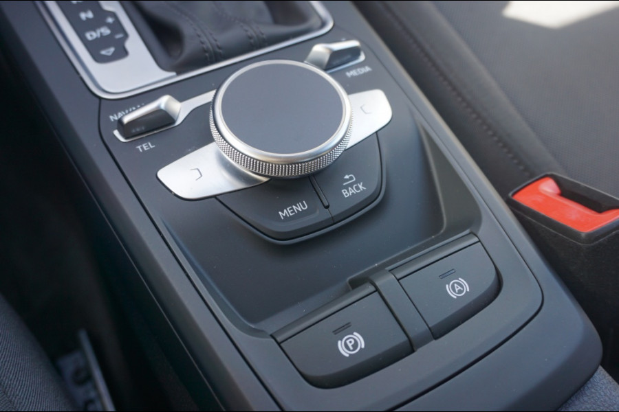 Audi Q2 35TFSI 150PK Advanced Prestige ADAPTIVE | CAMERA | LUXE! Audi Q2 35TFSI 150PK Advanced Prestige ADAPTIVE | CAMERA | LUXE!