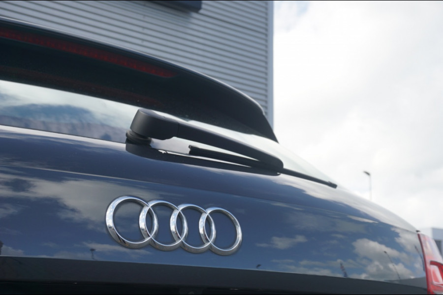 Audi Q2 35TFSI 150PK Advanced Prestige ADAPTIVE | CAMERA | LUXE! Audi Q2 35TFSI 150PK Advanced Prestige ADAPTIVE | CAMERA | LUXE!