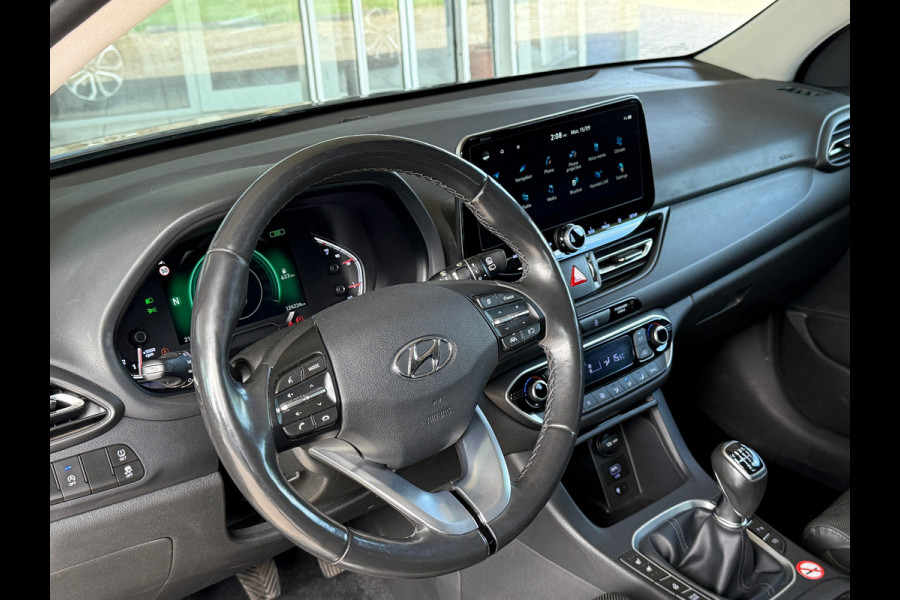 Hyundai i30 Wagon 1.5 T-GDi Hybride MHEV Premium Dealer Onderhouden