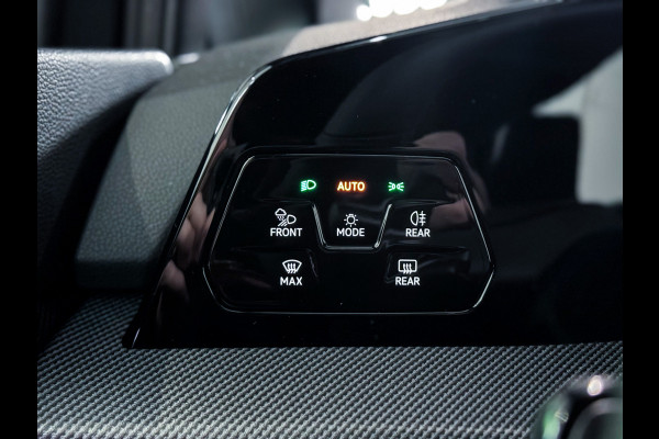Volkswagen Golf R 8.5 2.0 TSI 4Motion R Facelift|Akrapovic|HUD|Leder|Pano