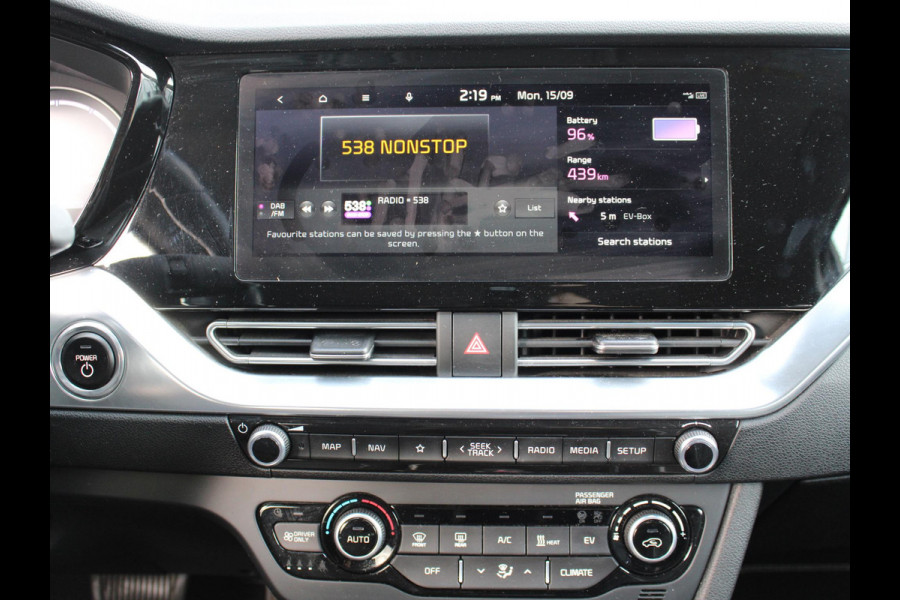 Kia e-Niro Edition 64 kWh Dealeronderhouden | Trekhaak | 3 Fase | Stoelverwarming