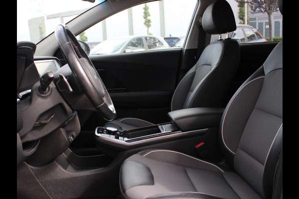 Kia e-Niro Edition 64 kWh Dealeronderhouden | Trekhaak | 3 Fase | Stoelverwarming