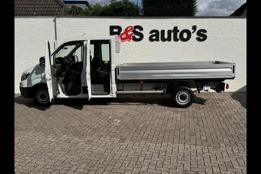 Volkswagen Crafter 35 2.0 TDI L4 DC Trendline Cruise control Automatisch airco Navigatie Apple Carplay / Android Auto