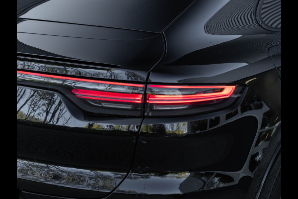 Porsche Cayenne Coupé 3.0 E-Hybrid - Pano - Sport Chrono - Trekhaak - Luchtvering - Achterasbesturing