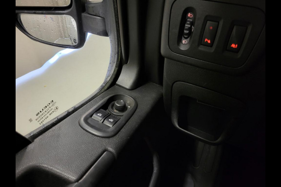 Opel Movano 2.3CDTI 164pk L4/H2 3500kg Trekgewicht Euro 6! Opel Movano 2.3CDTI 164pk L4/H2 3500kg Trekgewicht Euro 6!